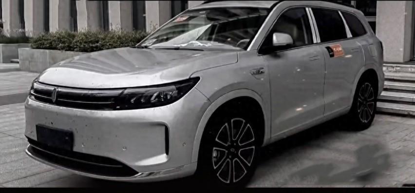 新款问界M7实车图曝光,前脸更简洁,有望5月底上市